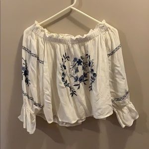 American Eagle off the shoulder shirt